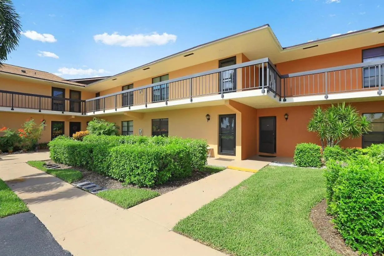Mariner 9-105 Holiday home Marco Island