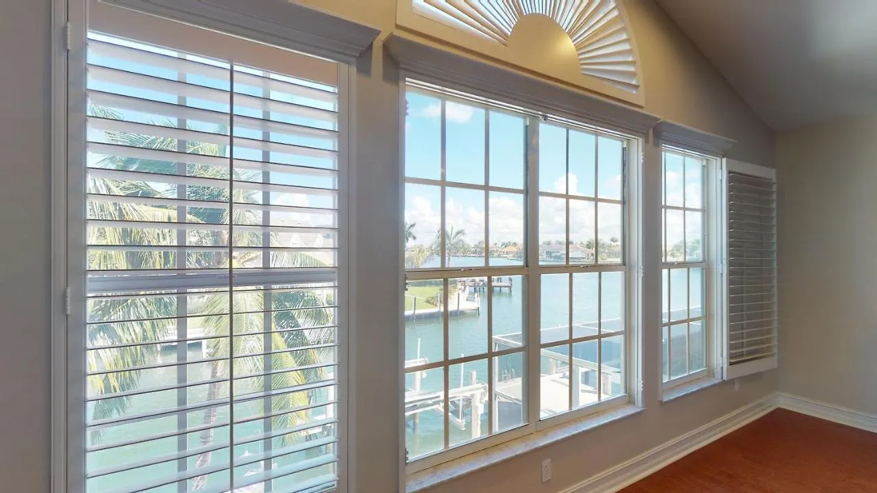 Luxury Walkable To With Wide Water Views Marco Island