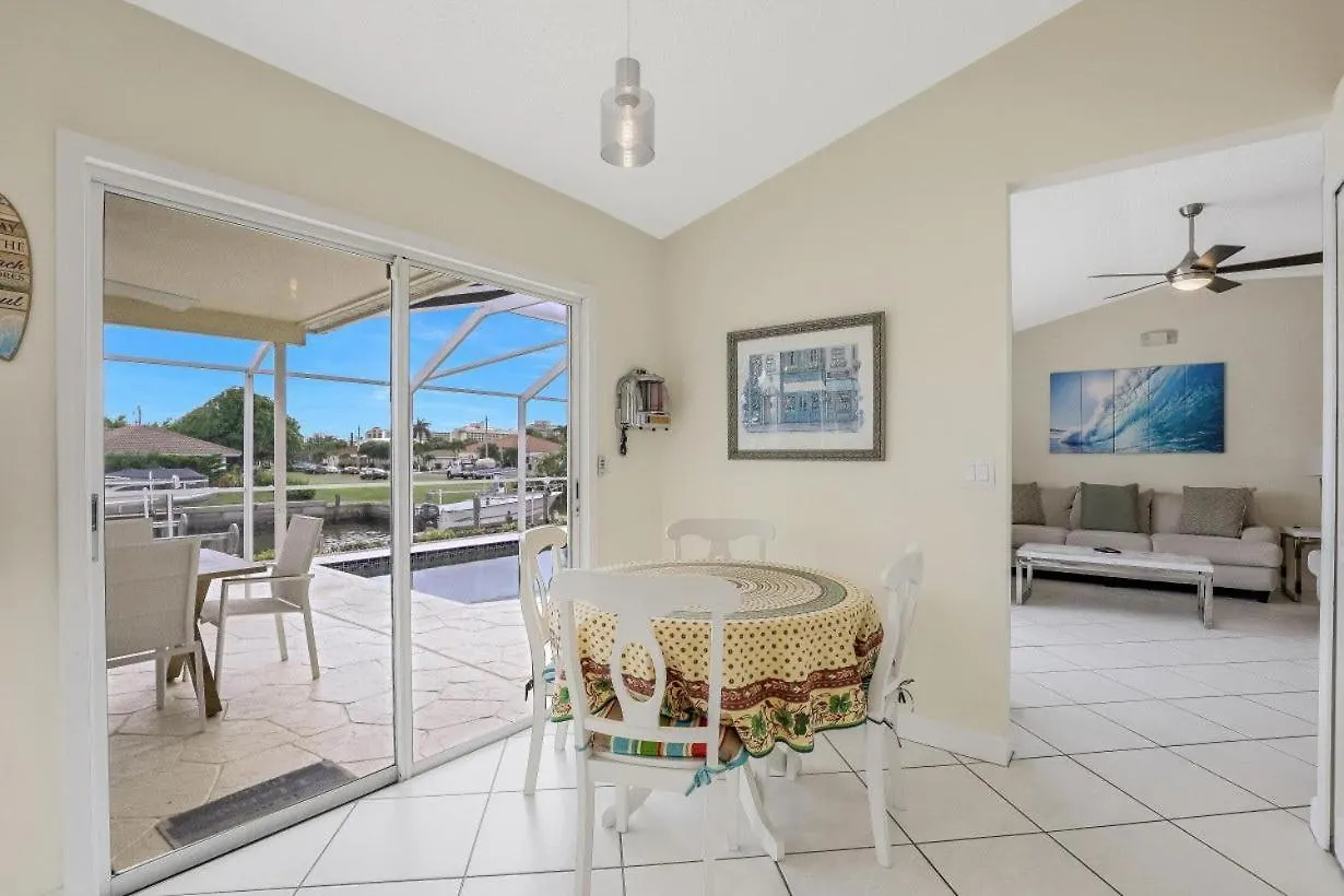 921 Tulip Court Holiday home *