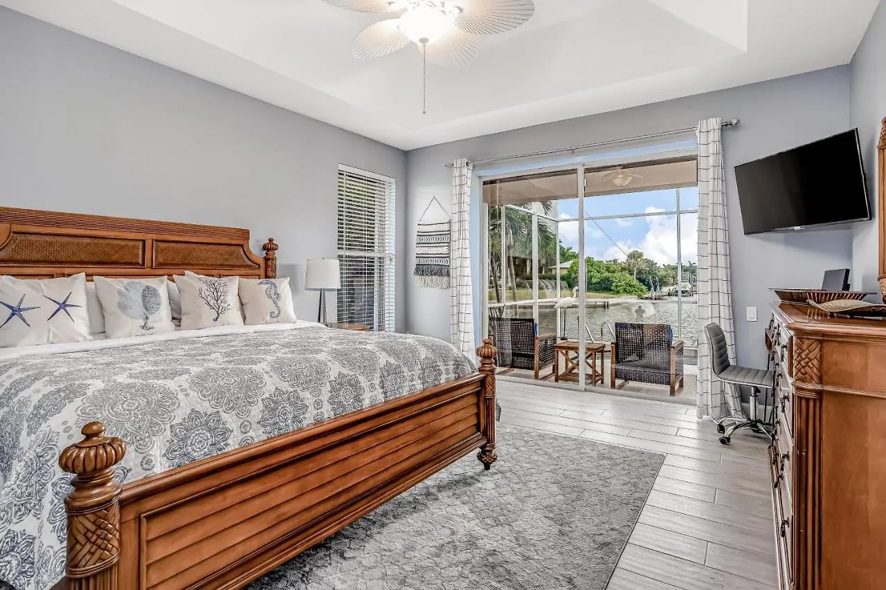 Galleon's Treasure Holiday home Marco Island