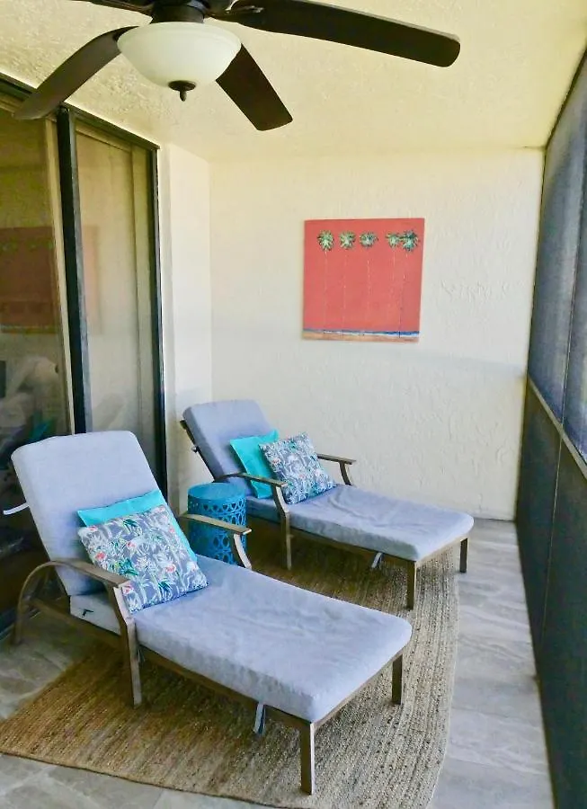 2 Bed South End Beachfront At Popular Seawinds Marco Island