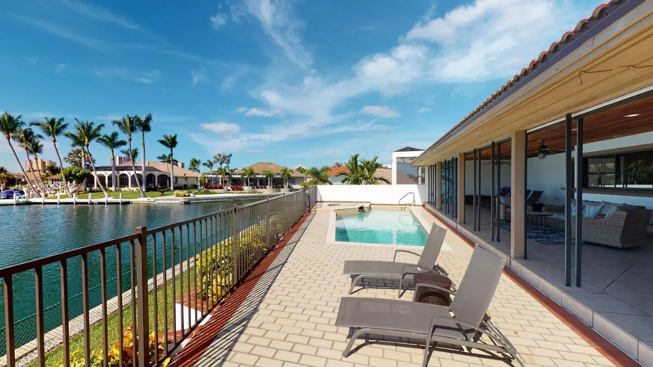 Holiday home Tip Lot 4 Bed House Less Than Mile To Access Marco Island