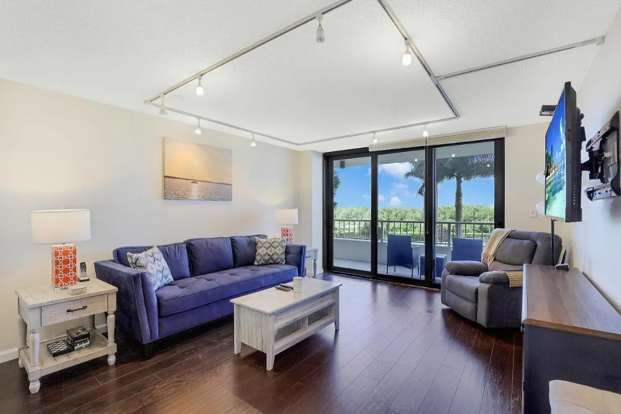 South Seas Tower 3-202 Holiday home *