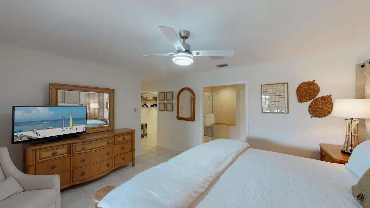 Tip Lot 4 Bed House Less Than Mile To Access Marco Island