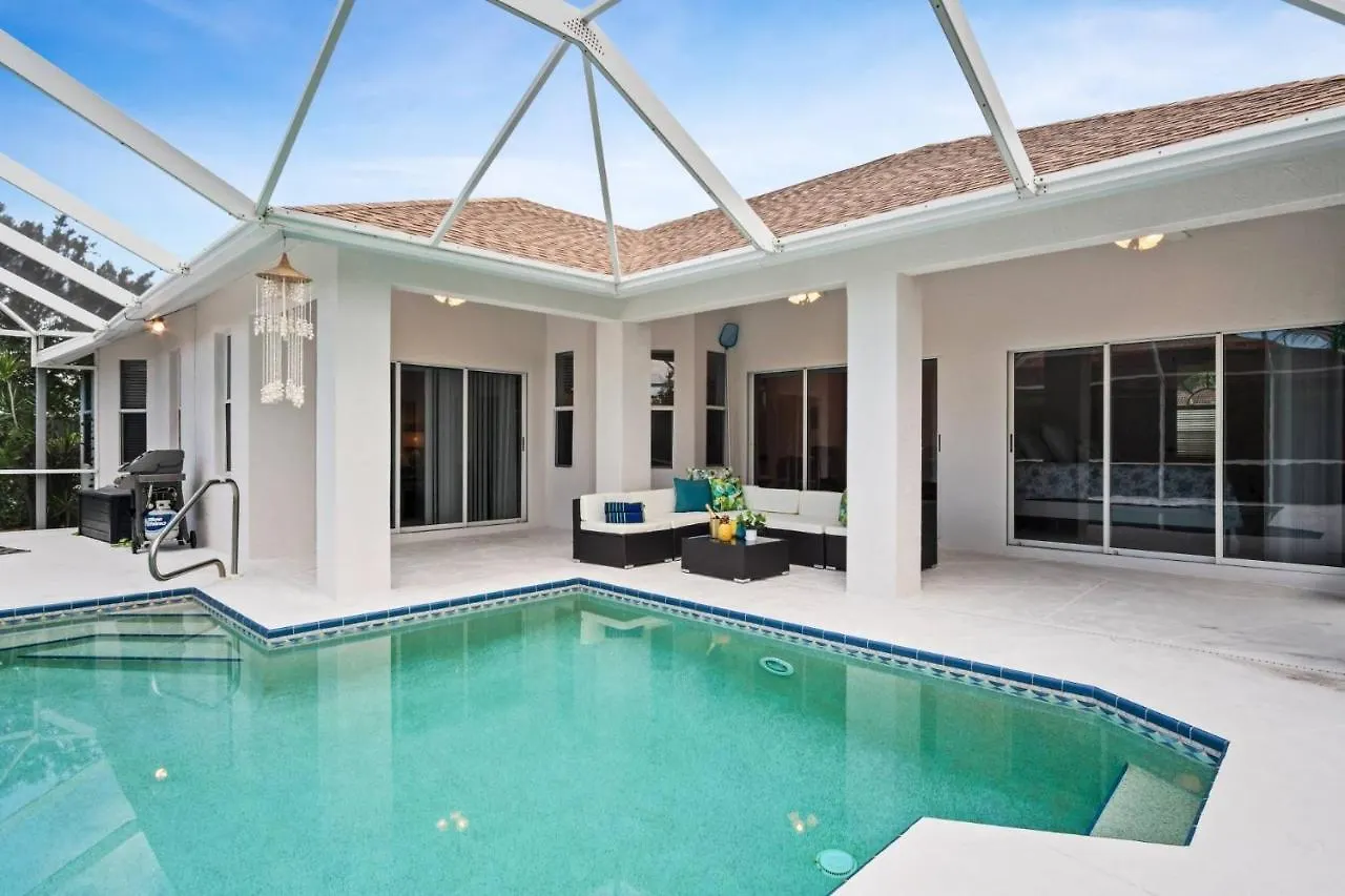 Holiday home Tahiti House *