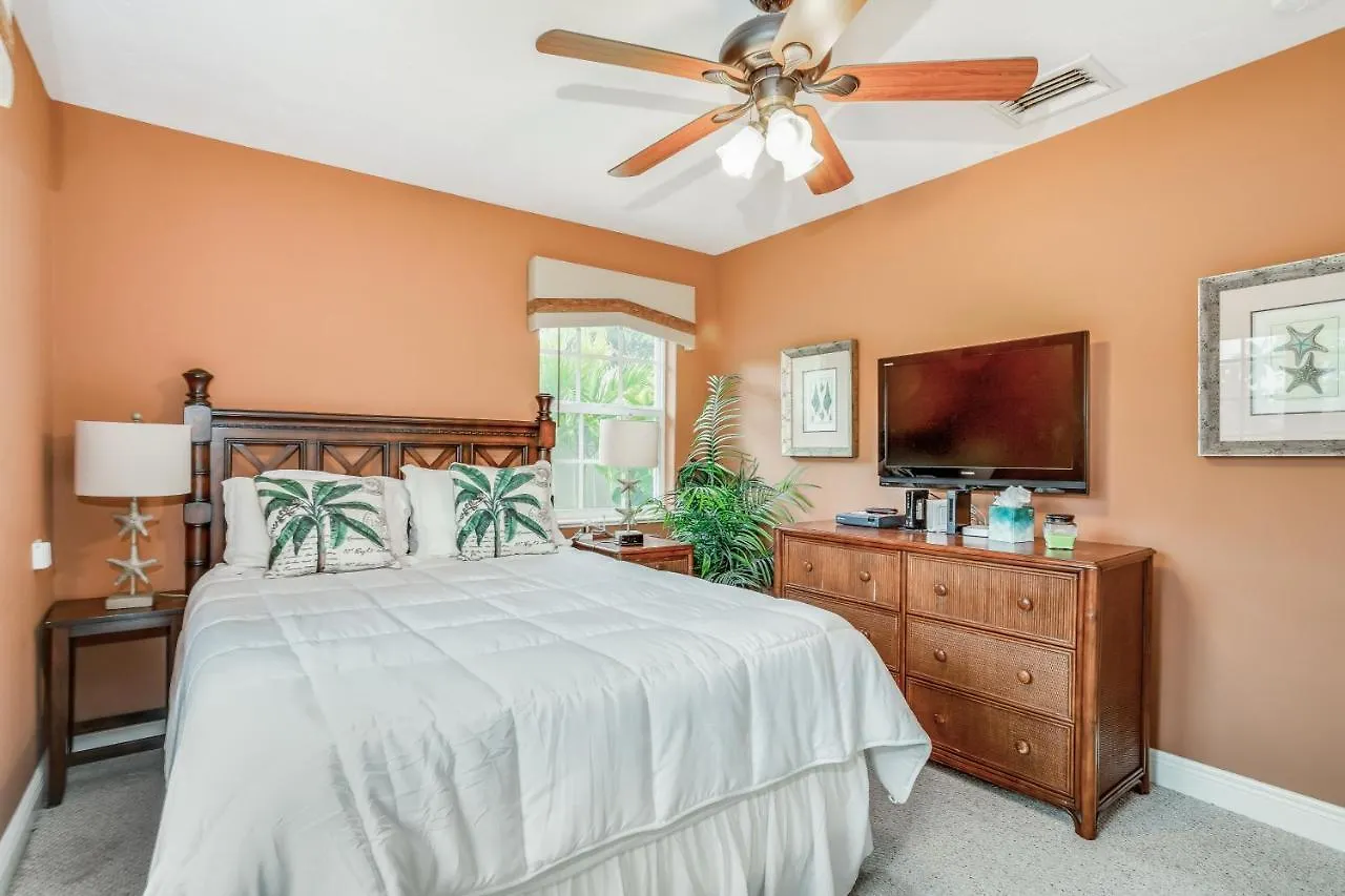 Palm Breeze Bliss Holiday home Marco Island