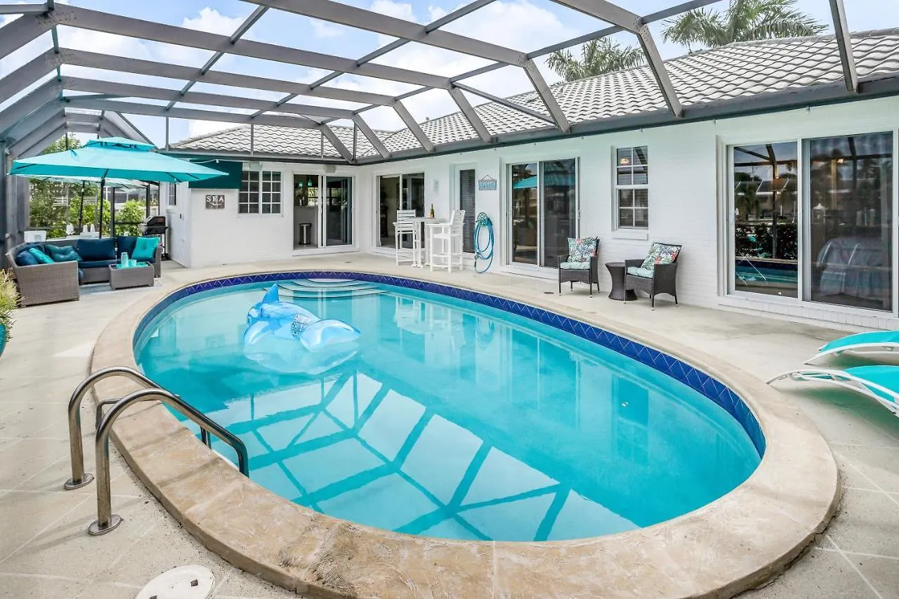 Palm Breeze Bliss Holiday home *