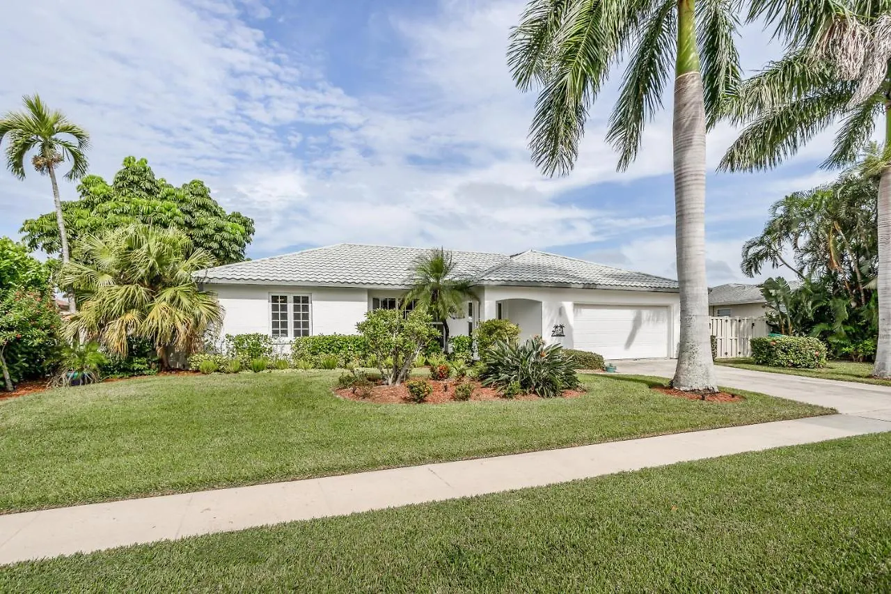 Palm Breeze Bliss Holiday home