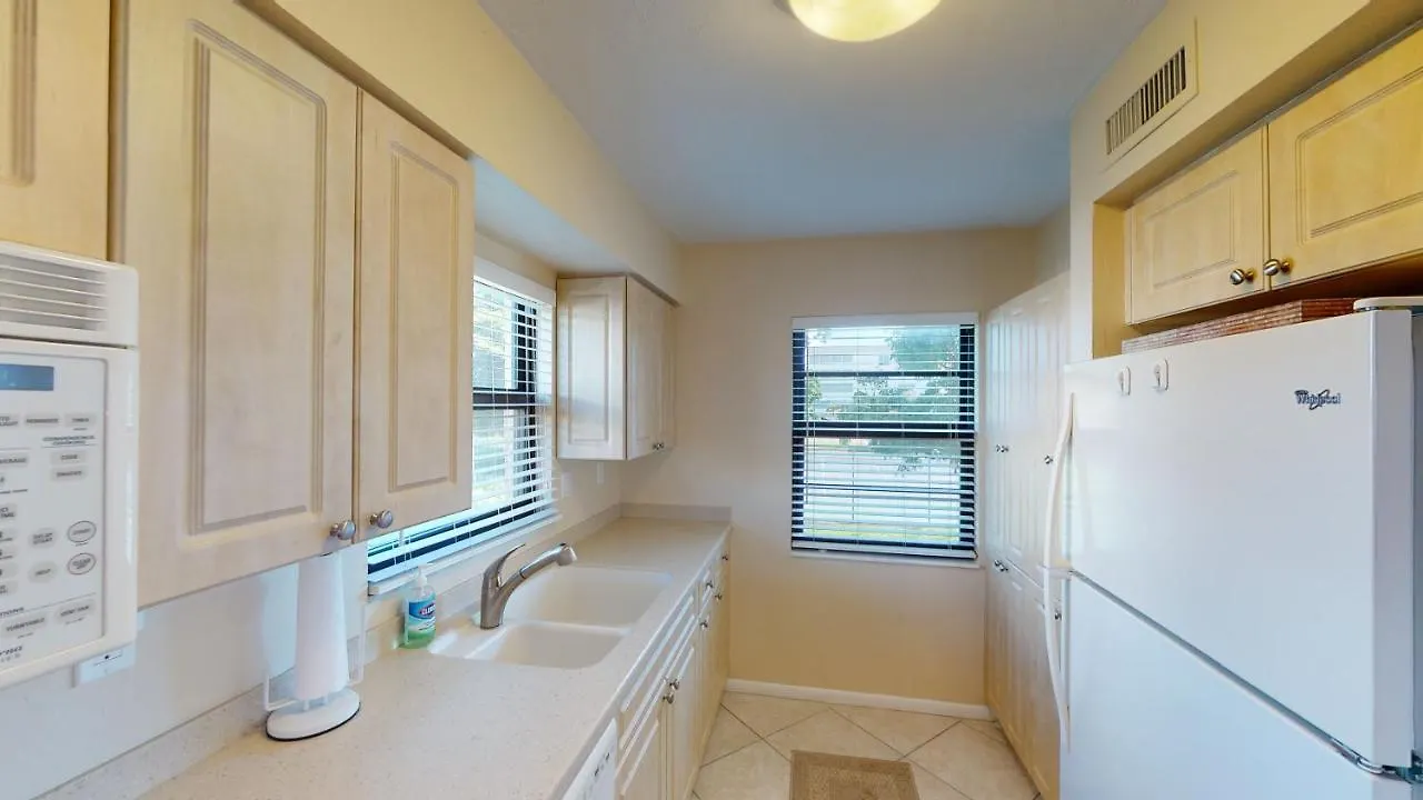 Prime Location I Free Access Directly Across The Street!!!