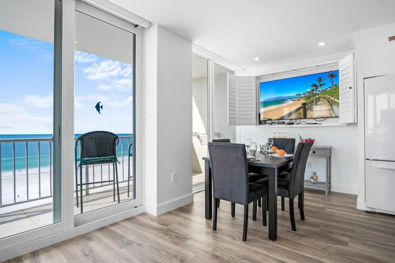 Admiralty House 1705s * Marco Island