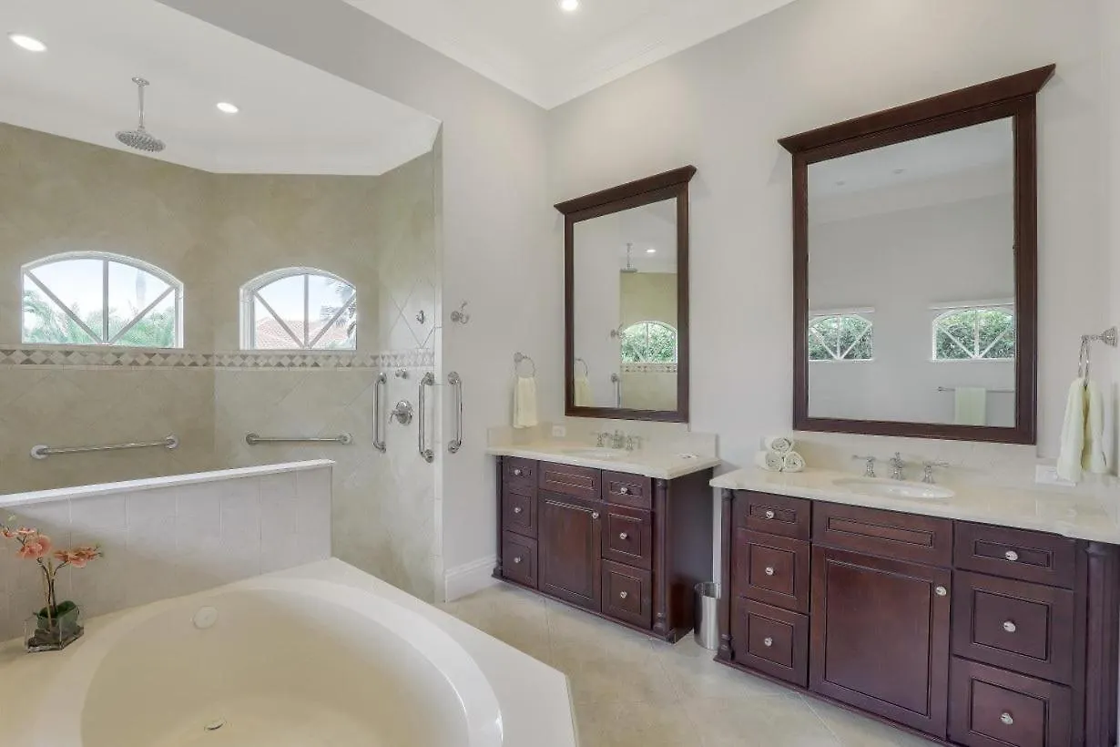 268 Edgewater Court *