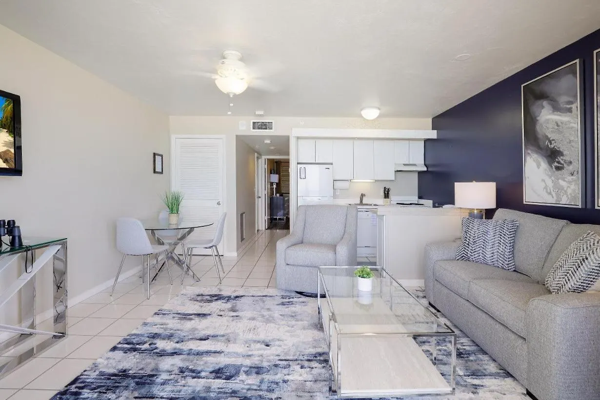 Apollo 502 Holiday home Marco Island