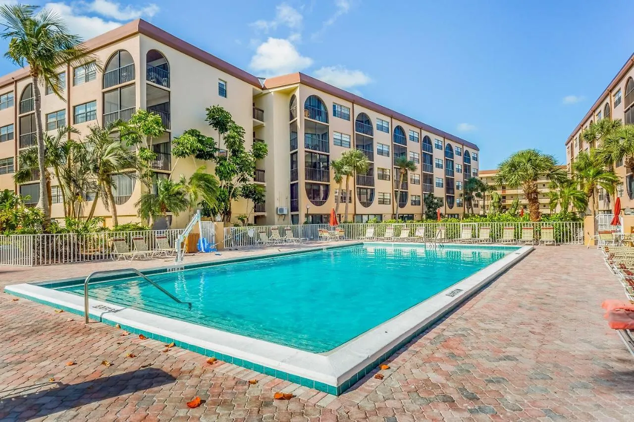 Anglers Cove C-404 Marco Island