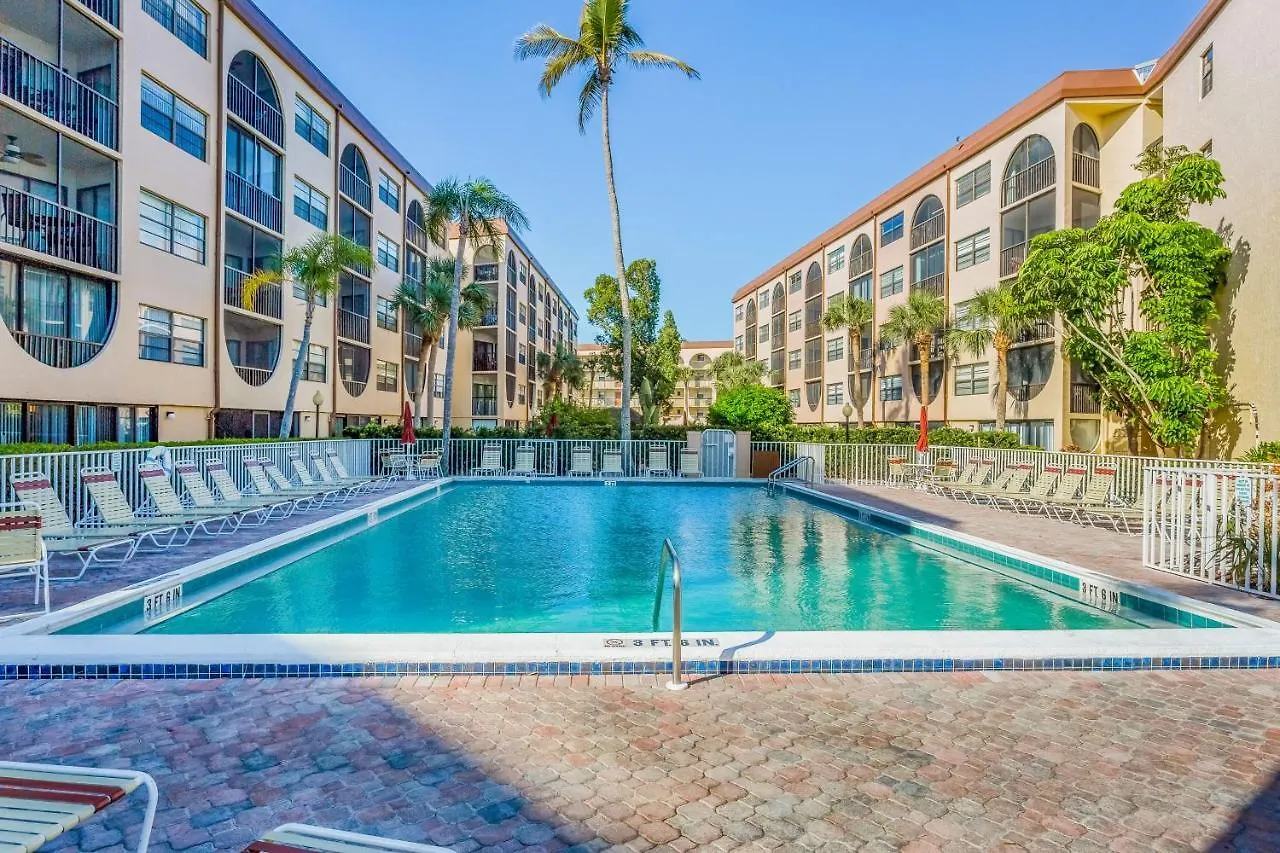 Apartment Anglers Cove C-404 Marco Island