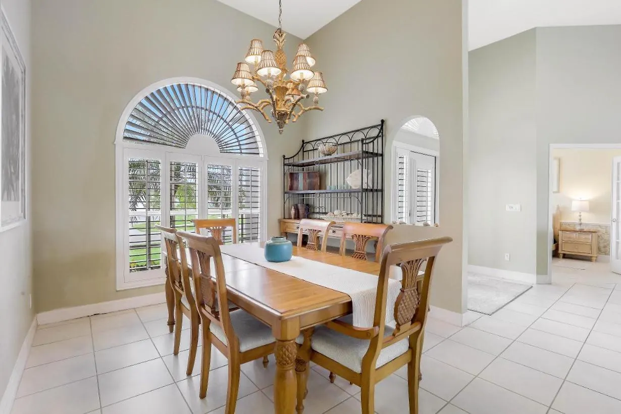 100 Bonita Court *