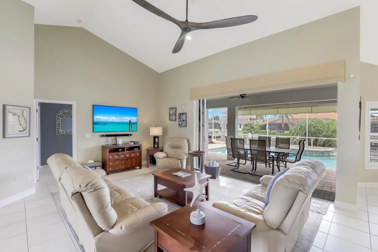 100 Bonita Court Holiday home
