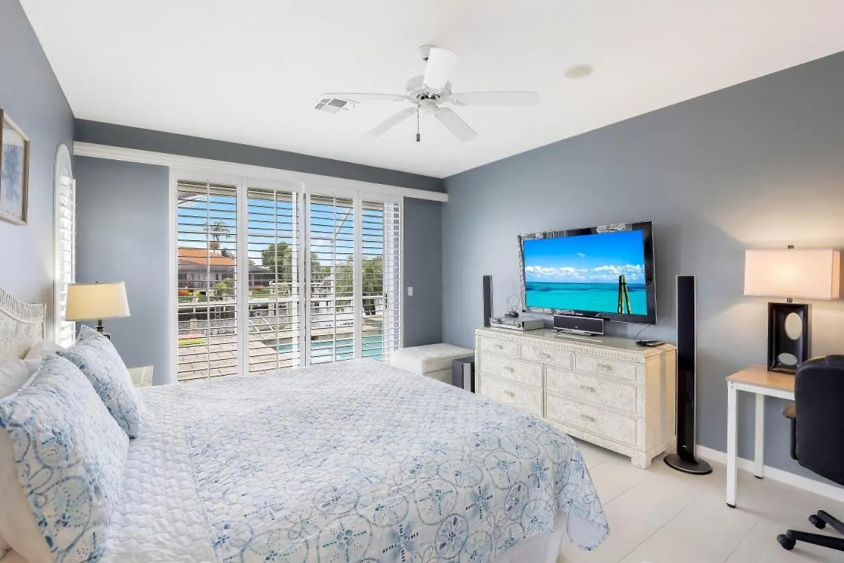 Holiday home 100 Bonita Court *