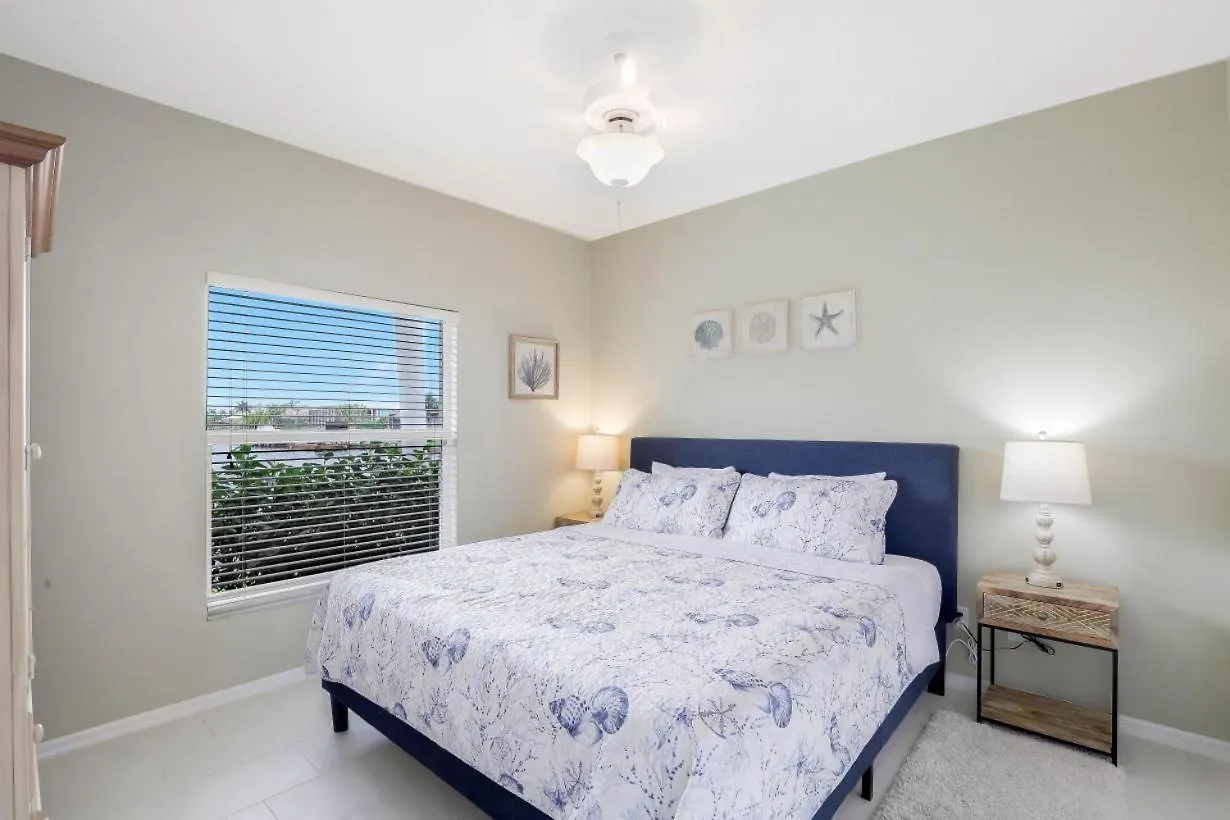 100 Bonita Court