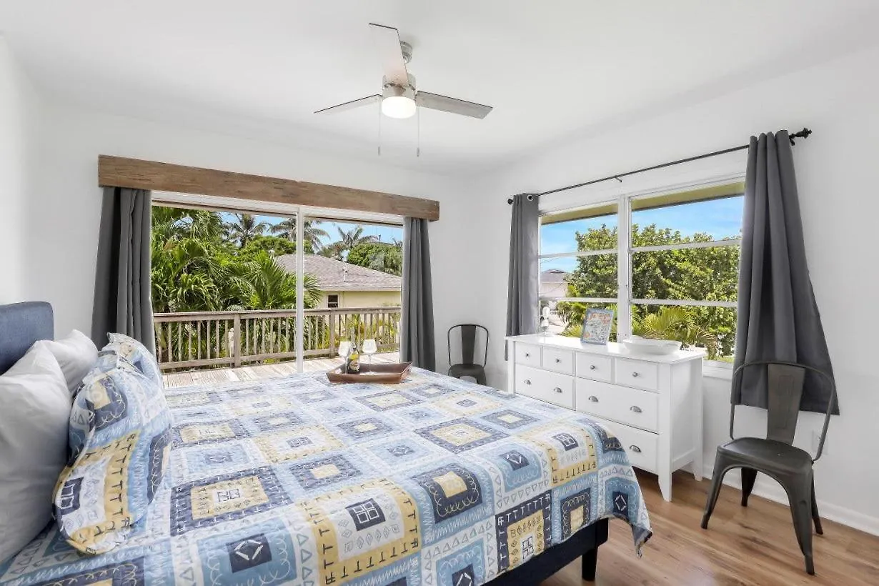 670 West Palm Avenue Holiday home Marco Island