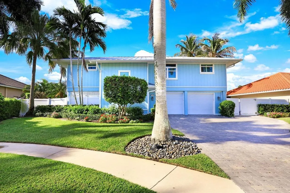 Holiday home 1187 Bond Court *