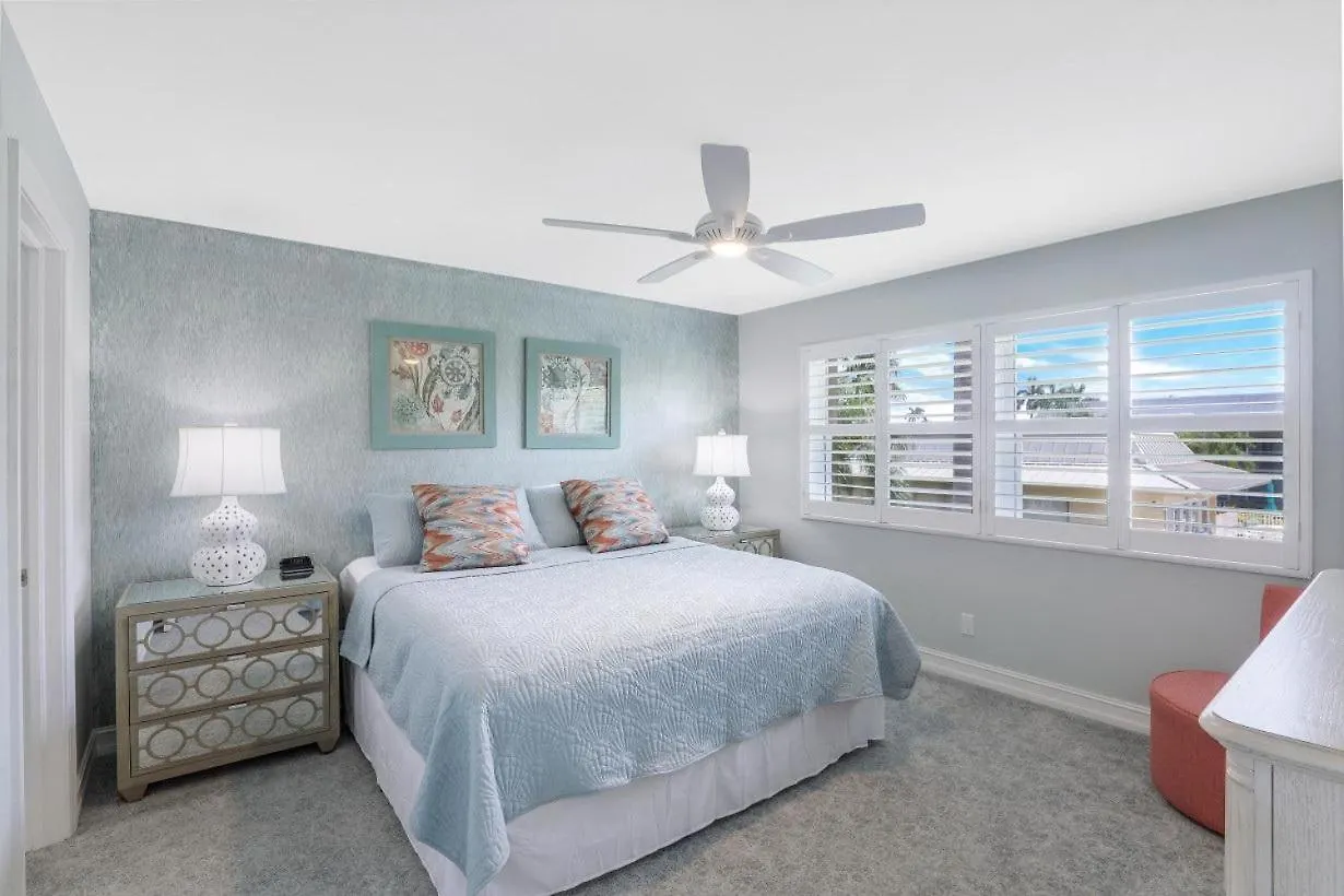 Holiday home Beachview B-206