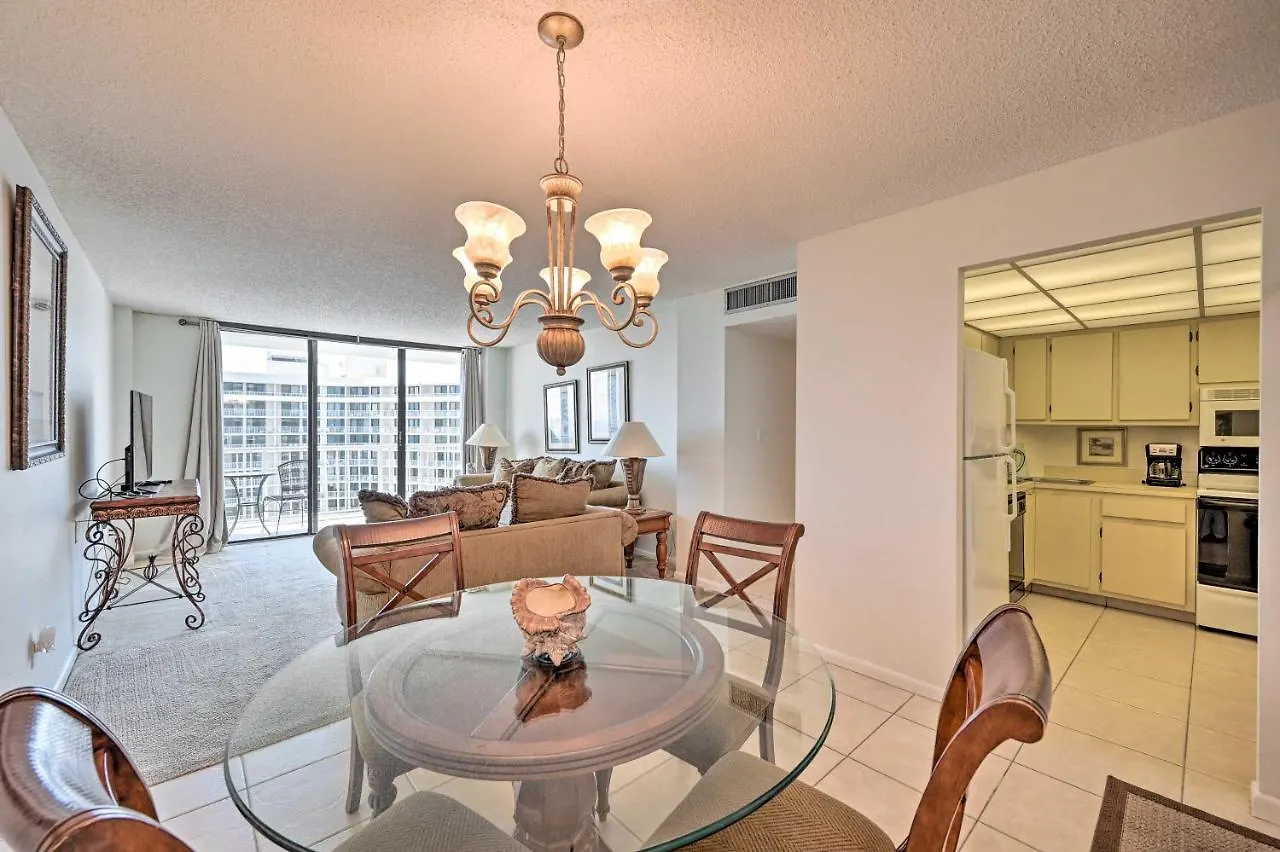 Apartment Beachfront With Pool Access! *