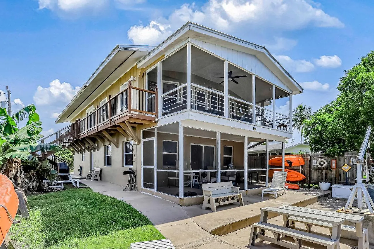 Holiday home Serene Getaway *