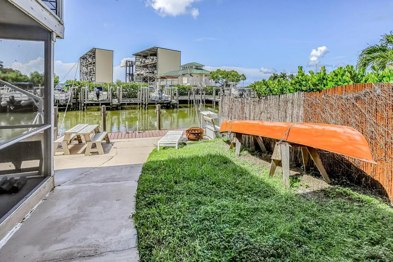 Serene Getaway Holiday home Marco Island