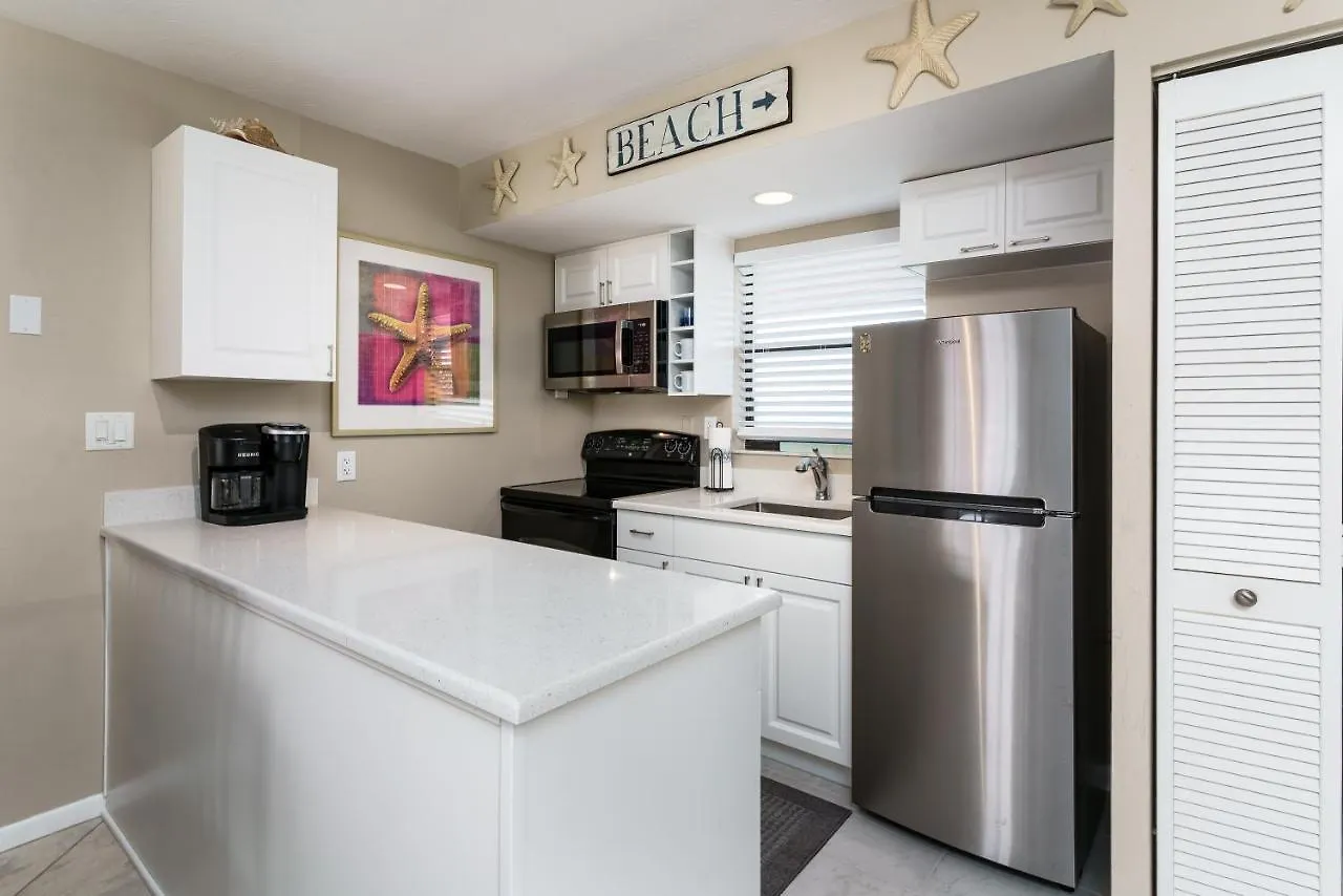 The Angler's Cove - Beautiful 5th Floor With Views Of Factory Bay Marco Island