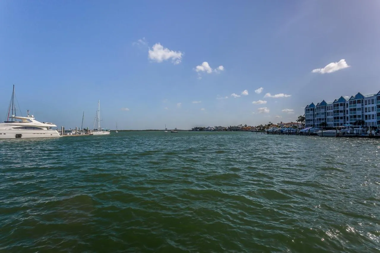 Anglers Cove Oasis Apartment Marco Island