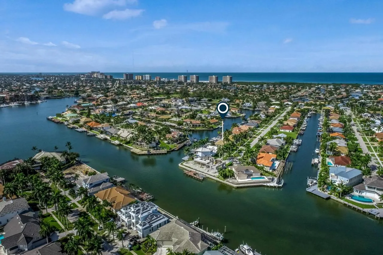 Pineapple Of My Eye Marco Island