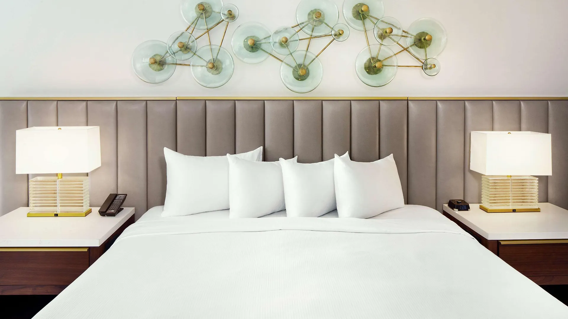 Θέρετρο Hilton And 3*