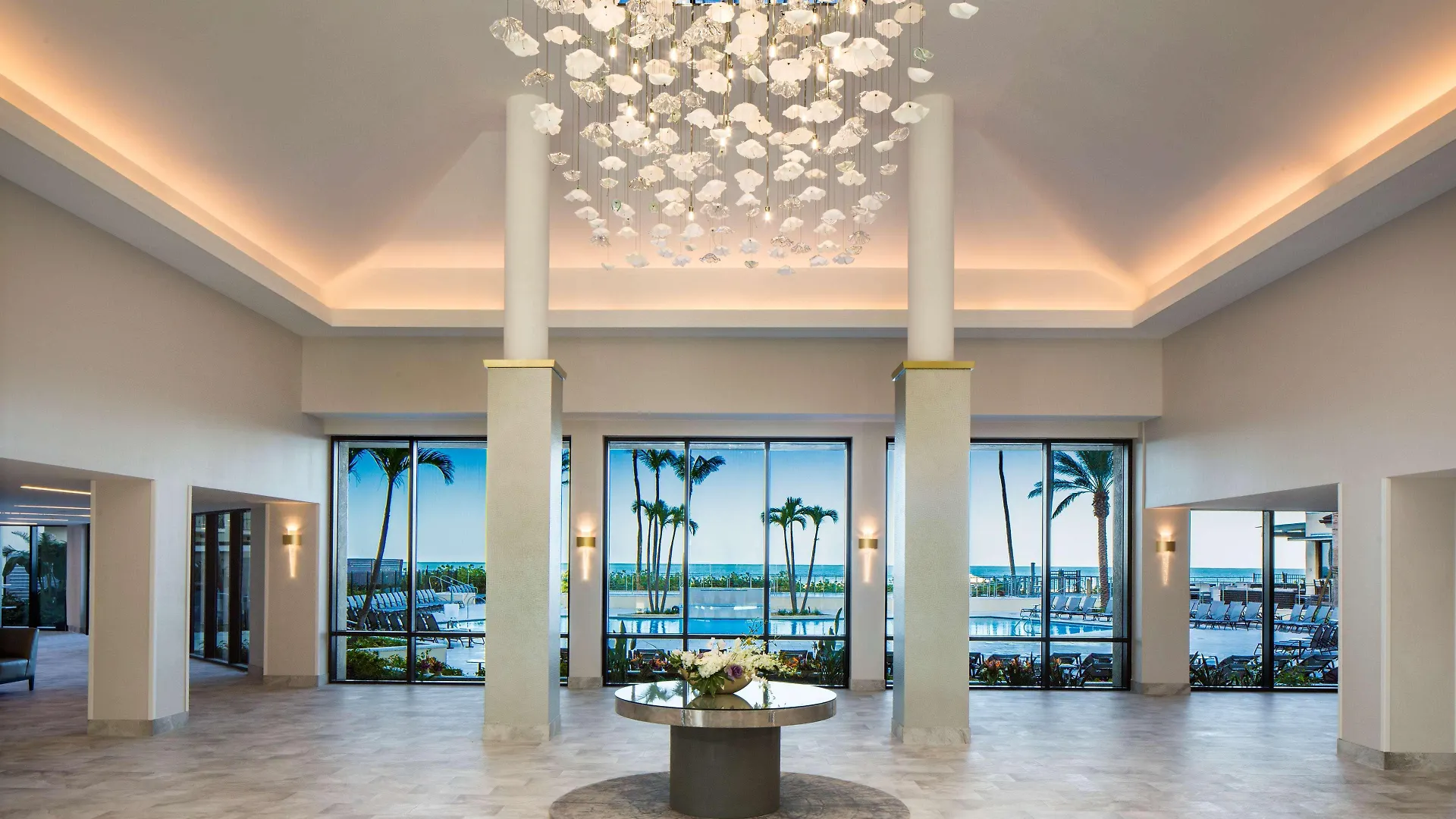 Hilton And Θέρετρο Marco Island