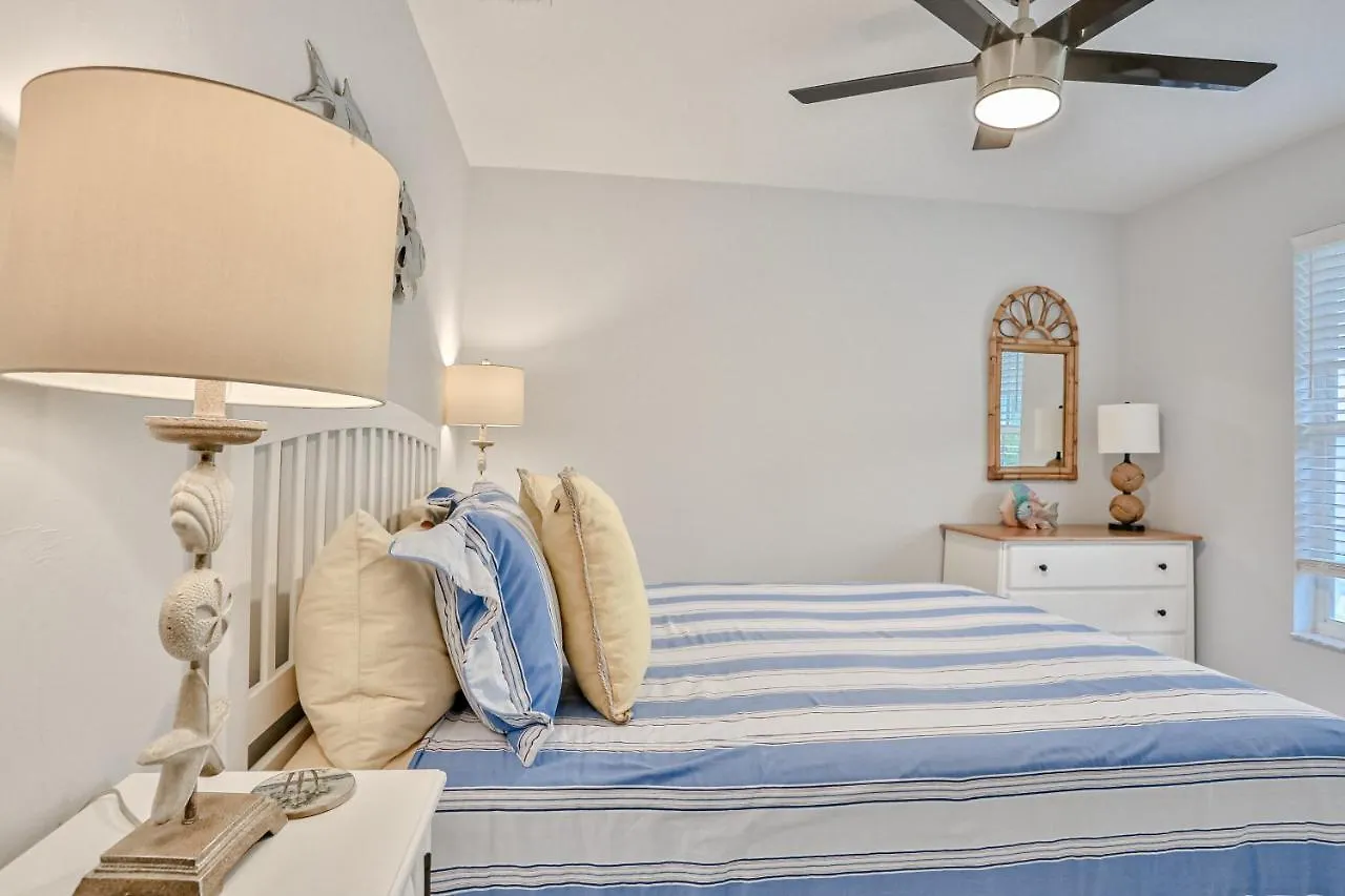 Coral Retreat Holiday home Marco Island