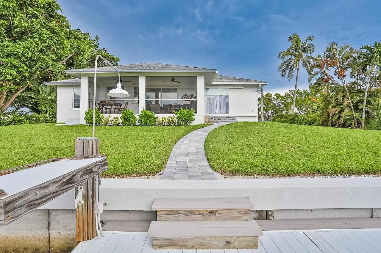 Coral Retreat Marco Island
