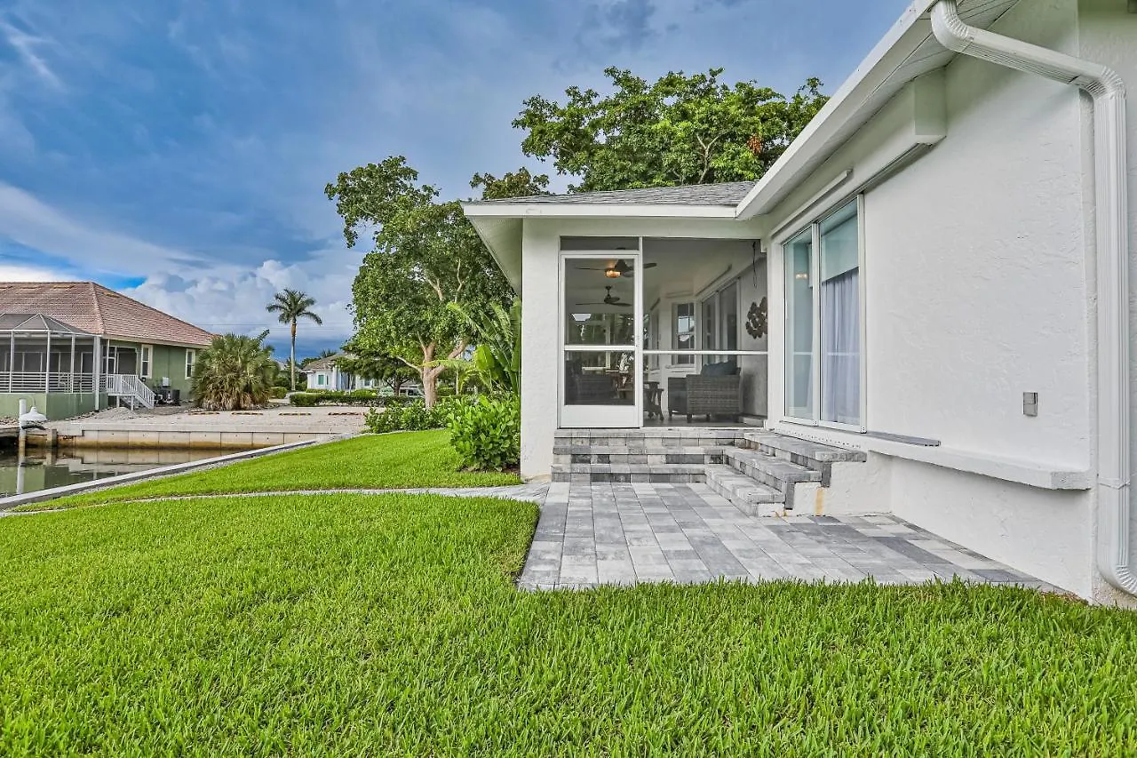 Holiday home Coral Retreat