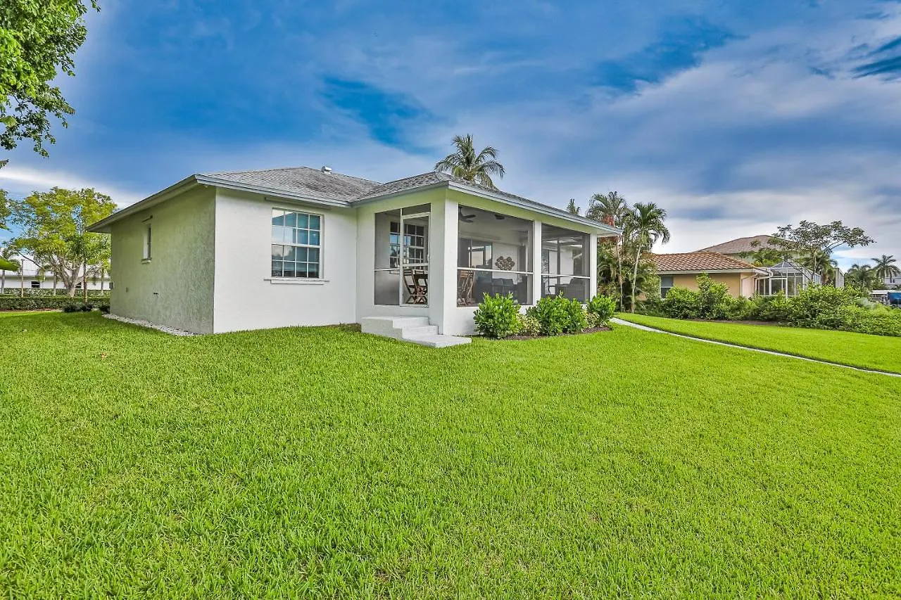Coral Retreat * Marco Island