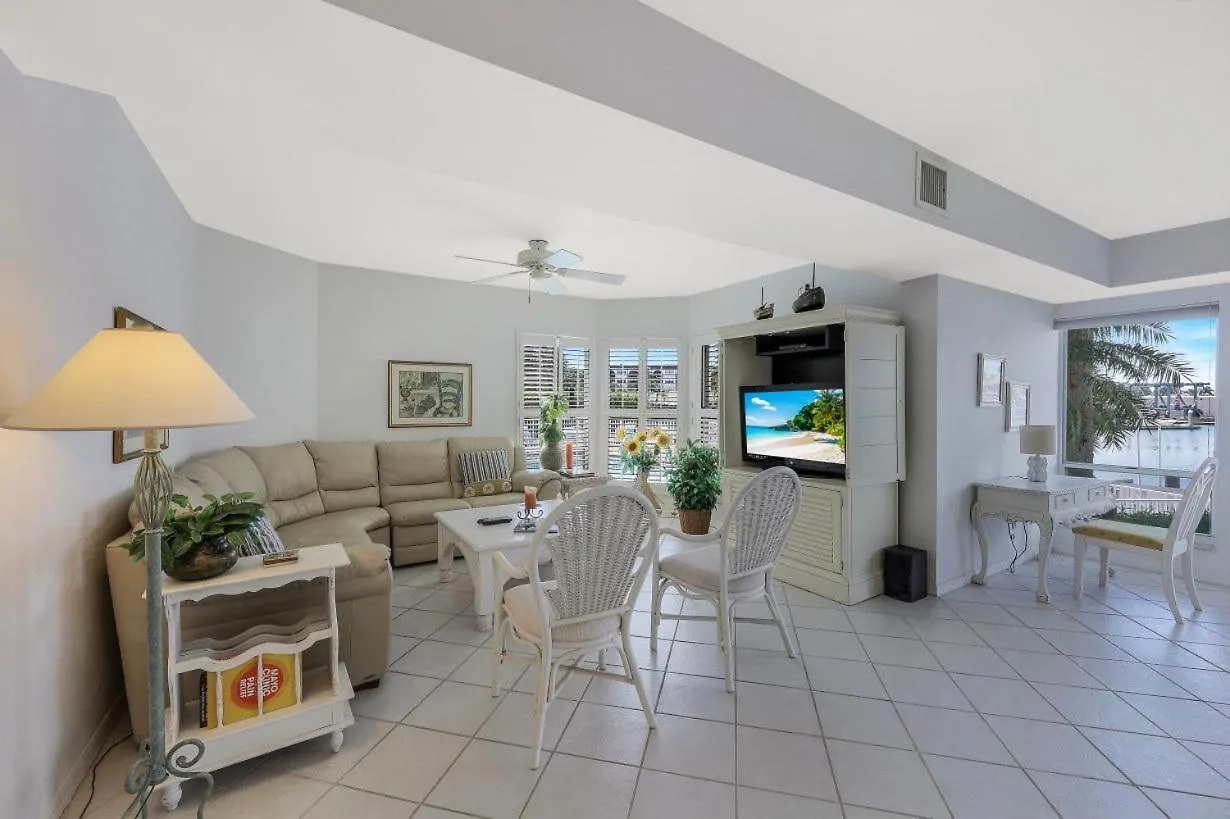Holiday home Grand Bay 115