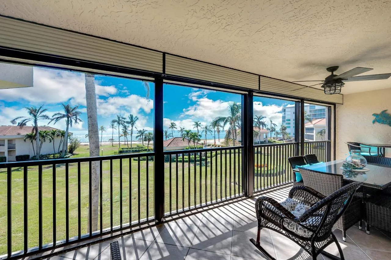 Magnificent Gulf View Apartment Marco Island