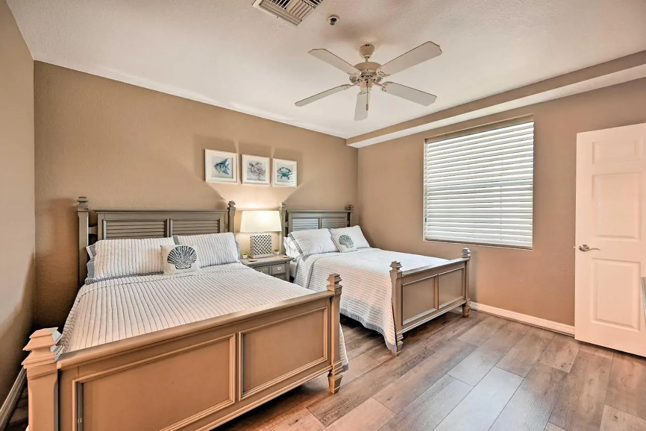 With Shared Pool And Hot Tub! * Marco Island