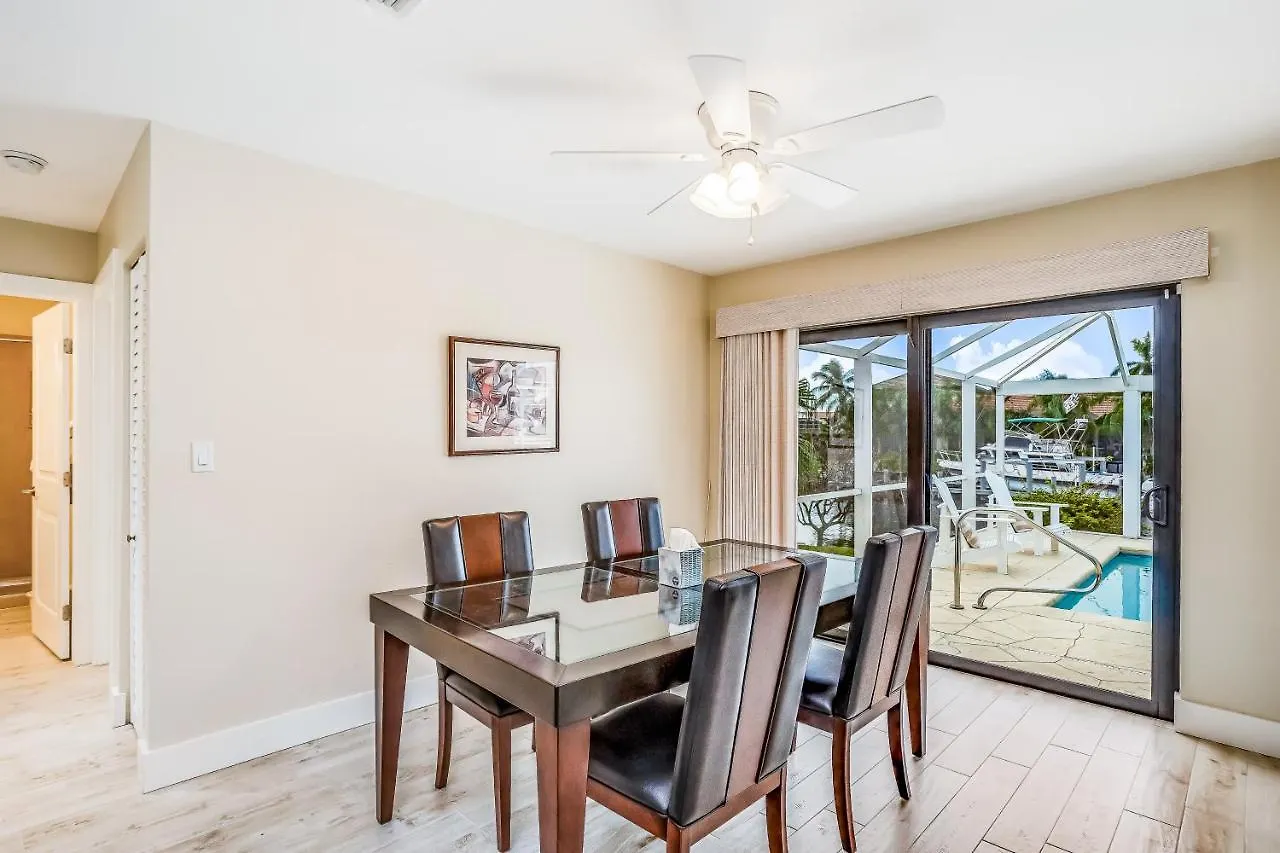 Menorca Court Holiday home Marco Island