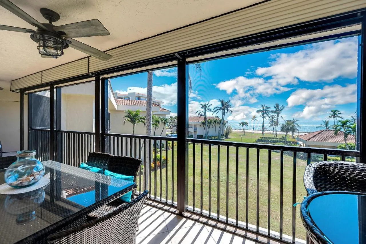 Magnificent Gulf View Apartment Marco Island