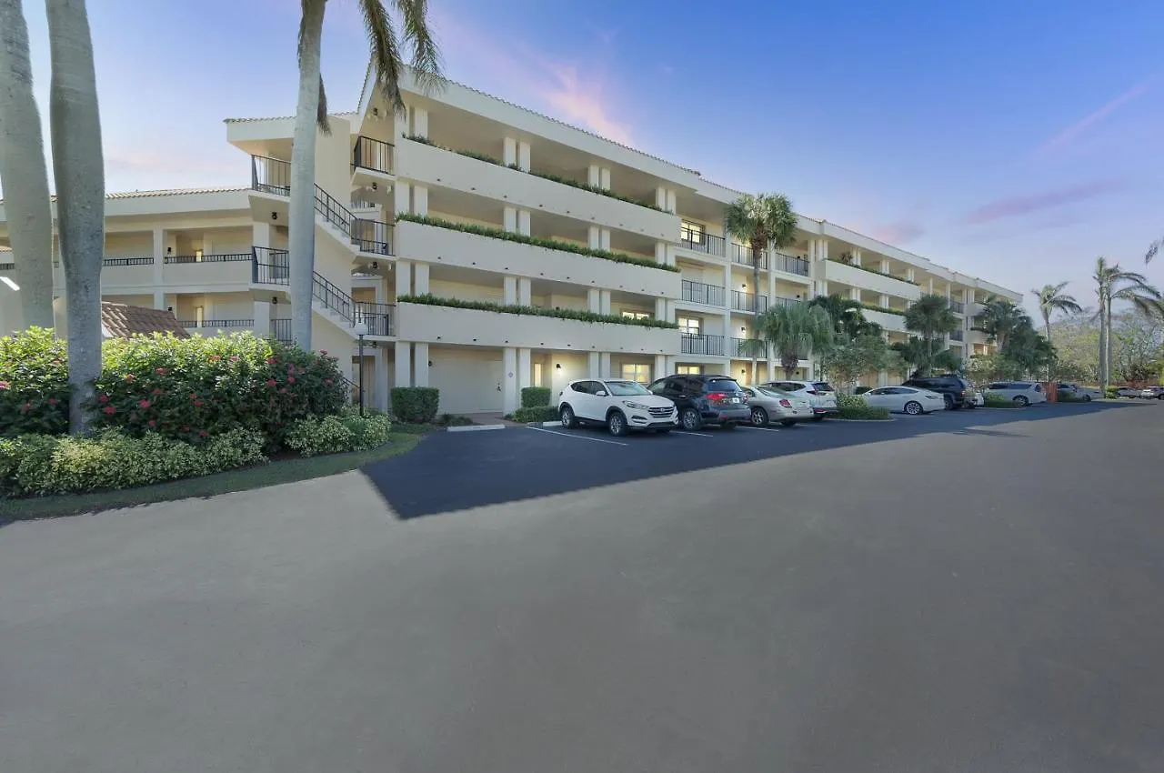 Magnificent Gulf View Apartment Marco Island