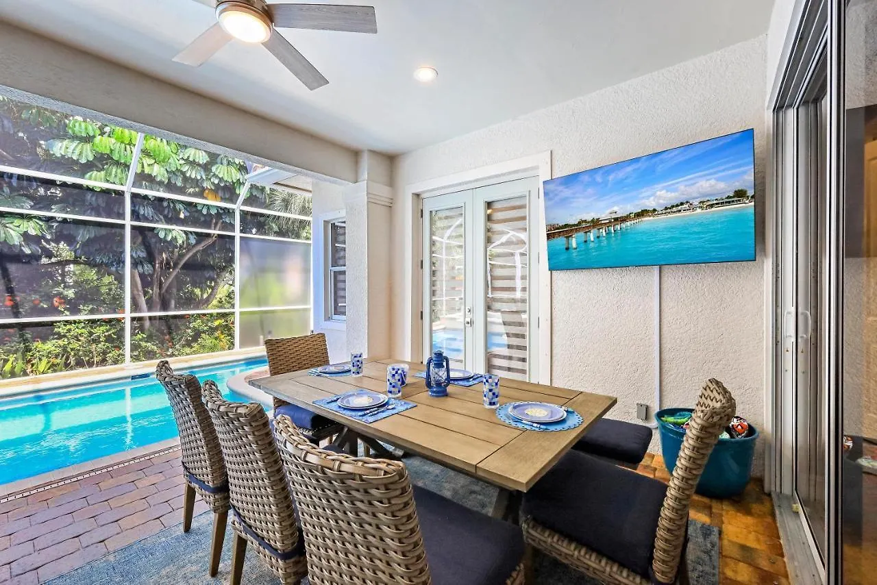 970 Lido Court Holiday home Marco Island