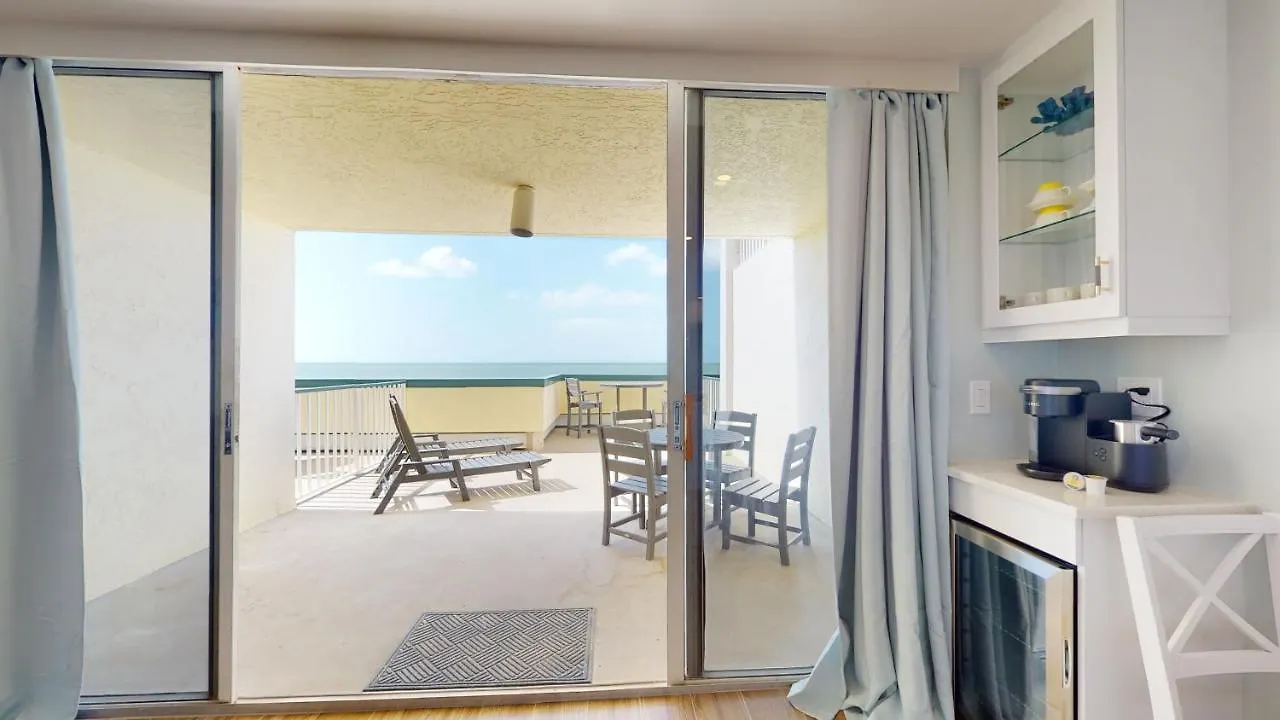 Soft, Sandy Beaches I Long Views From Premiere Over-sized Balcony! *
