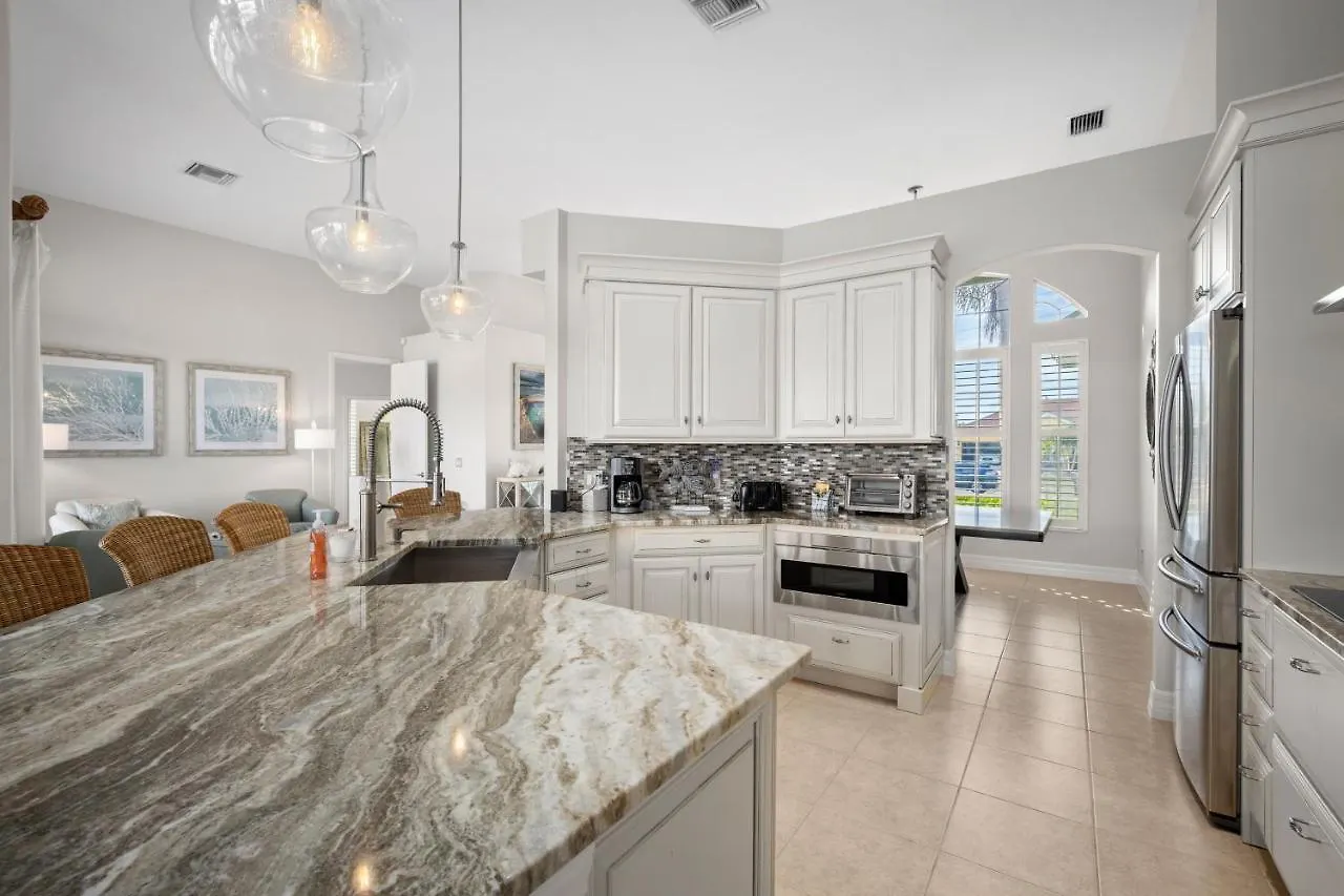Majesty Holiday home Marco Island