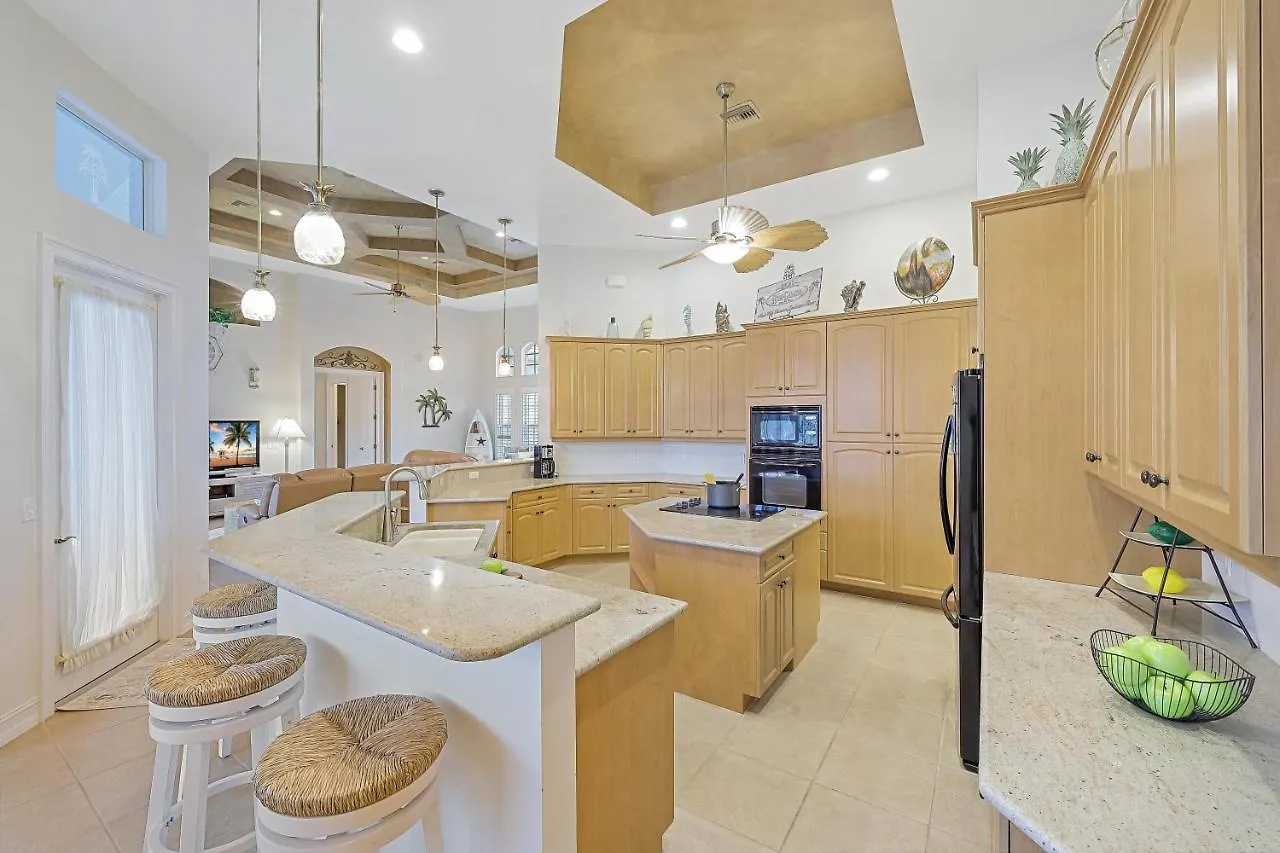 488 Persian Court Holiday home