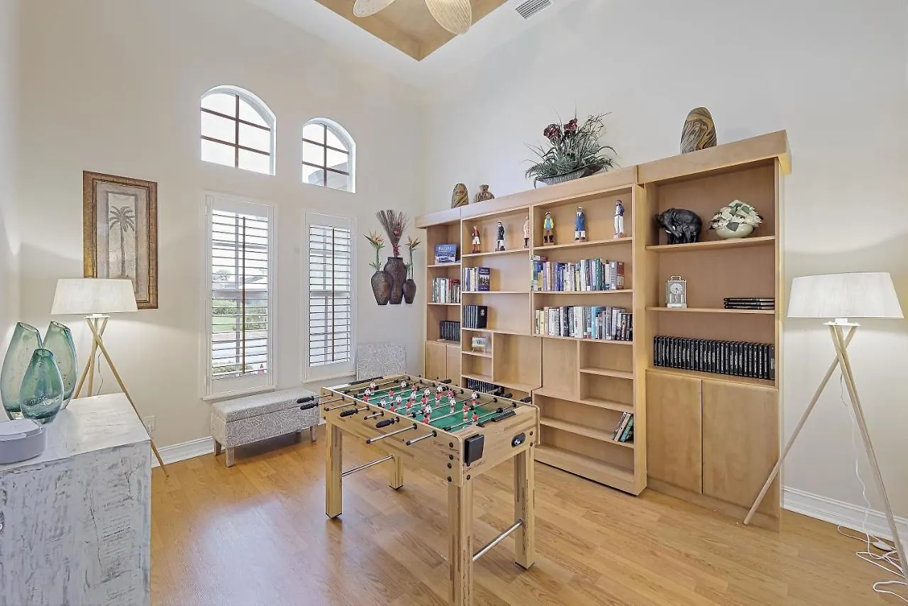 488 Persian Court Holiday home