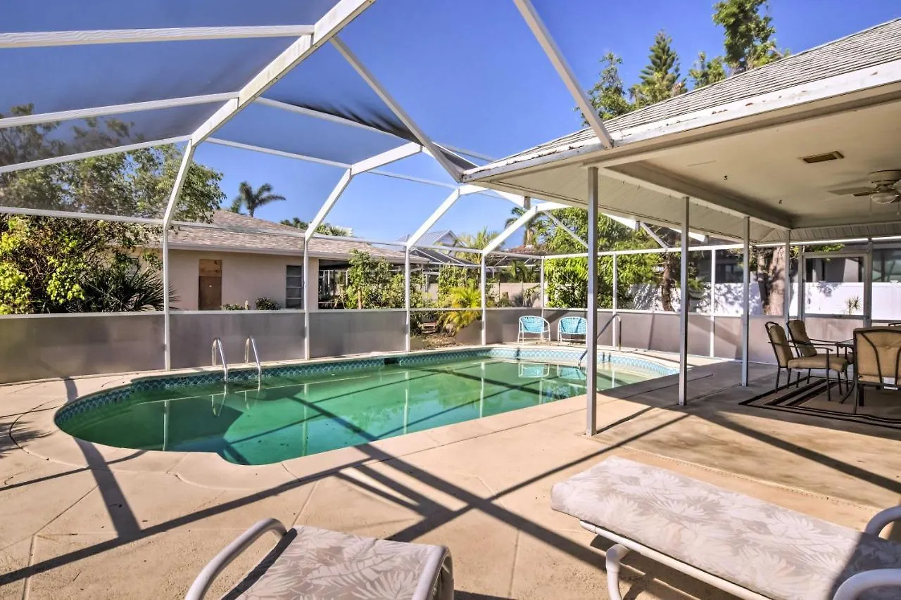 Holiday home Breezy With Pool - Walk To Beach! Marco Island