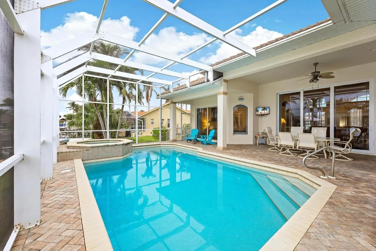 488 Persian Court * Marco Island